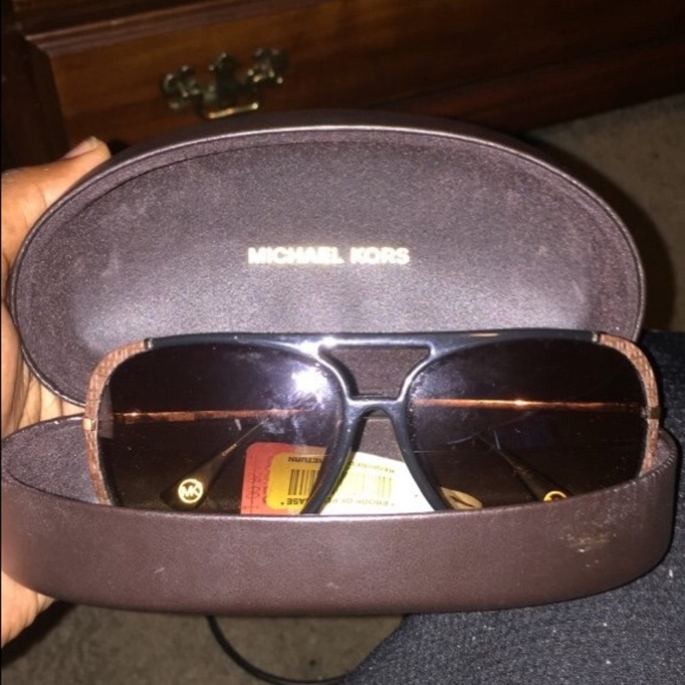 michael kor glasses with the pouch